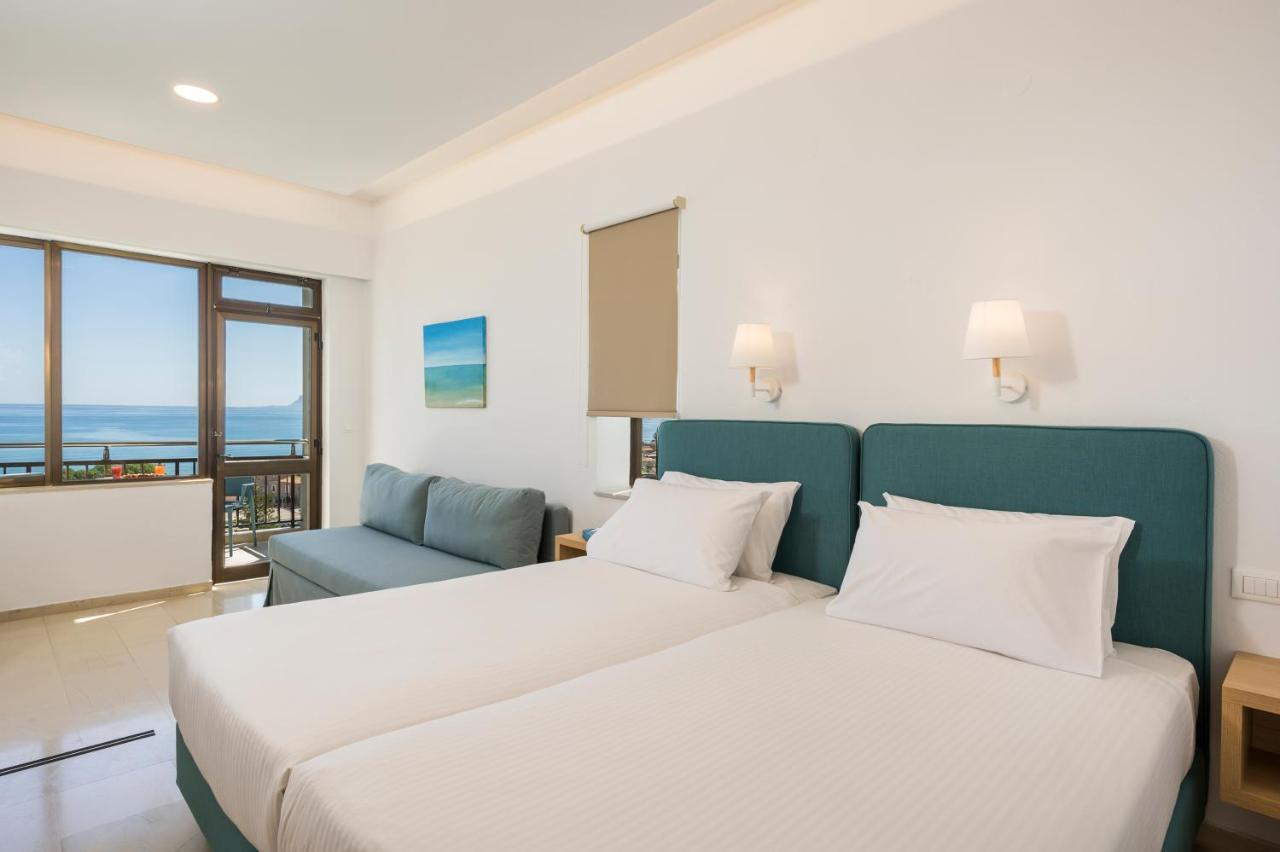 Hermes Sea View Stalos Exterior photo