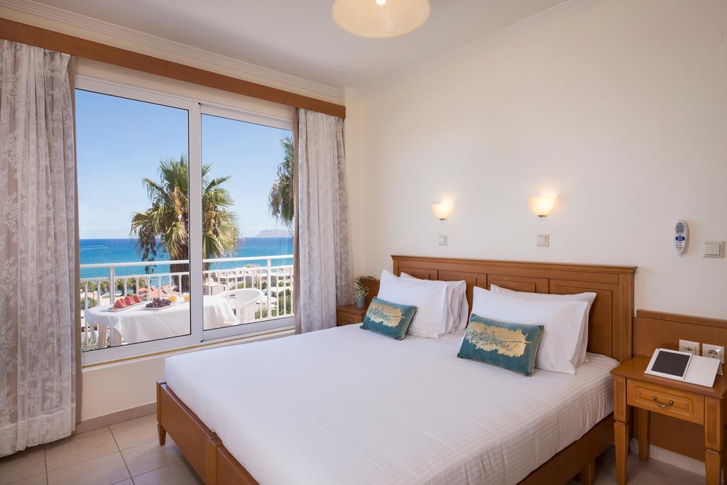 Hermes Sea View Stalos Exterior photo